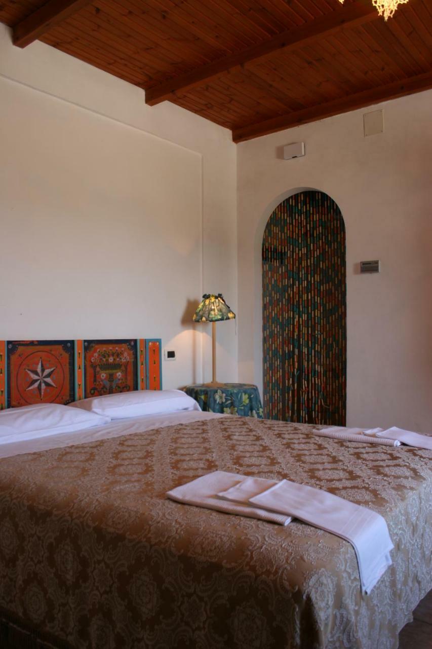 Agriturismo Torre Mannella - La Loggia Città Sant'Angelo Eksteriør billede